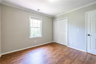 1093 Wash Lee Dr SW, Lilburn, GA 30047 - Photo 38