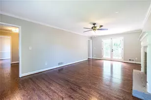 1093 Wash Lee Dr SW, Lilburn, GA 30047 - Photo 22