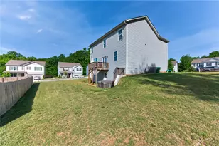 401 Hughes LN, Pendergrass, GA 30567 - Photo 26
