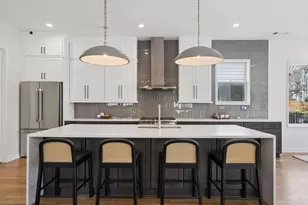 32 Walthall St NE, Atlanta, GA 30307 - Photo 2