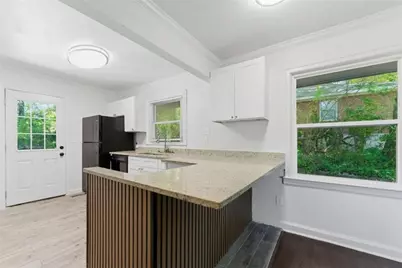 758 Dennis Drive, Forest Park, GA 30297 - Photo 6