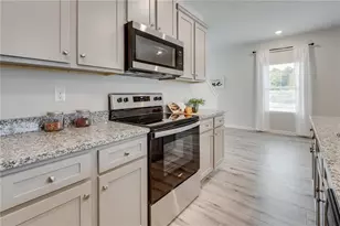 1711 Hillview Ln, Lithonia, GA 30058 - Photo 18