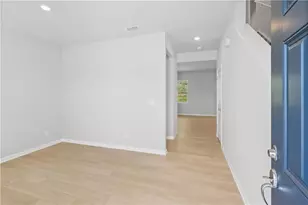 3092 Orwell Dr, Gainesville, GA 30507 - Photo 4