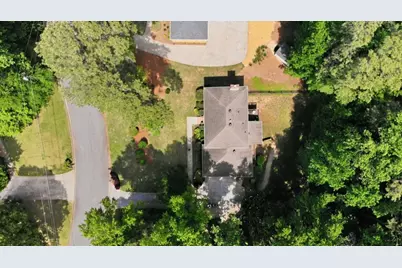 250 Hollyridge Way, Roswell, GA 30076 - Photo 36