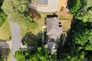 250 Hollyridge Way, Roswell, GA 30076 - Photo 36