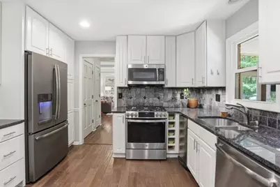 250 Hollyridge Way, Roswell, GA 30076 - Photo 14