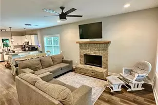 815 Poplar St, Monticello, GA 31064 - Photo 4