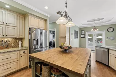 605 Crimsonwood Court, Powder Springs, GA 30127 - Photo 8