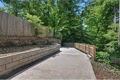1942 Kenwood Road SE, Smyrna, GA 30082 - Photo 38