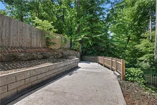 1942 Kenwood Rd SE, Smyrna, GA 30082 - Photo 42