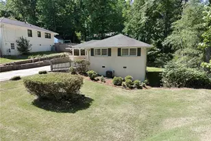 1942 Kenwood Rd SE, Smyrna, GA 30082 - Photo 4