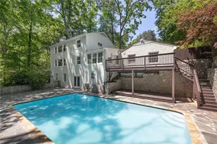445 Forest Hills Dr NE, Sandy Springs, GA 30342 - Photo 30