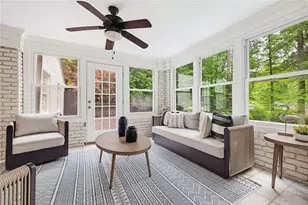 445 Forest Hills Dr NE, Sandy Springs, GA 30342 - Photo 14