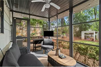 2333 Ferndale Drive, Atlanta, GA 30030 - Photo 24