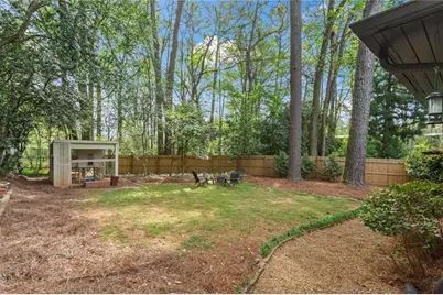 2333 Ferndale Drive, Atlanta, GA 30030 - Photo 26