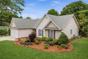 8790 Bay Creek Ln, Gainesville, GA 30506 - Photo 2