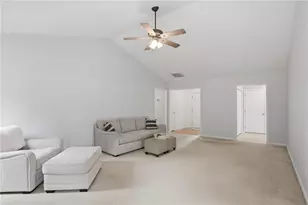 8790 Bay Creek Ln, Gainesville, GA 30506 - Photo 10