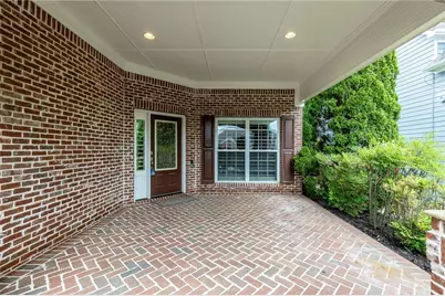 7042 Tree House Way, Flowery Branch, GA 30542 - Photo 4