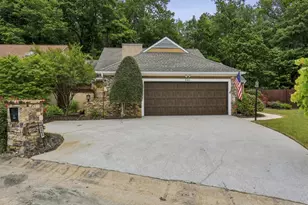 4563 Village Dr, Atlanta, GA 30338 - Photo 40