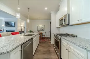 512 Green St, Lawrenceville, GA 30046 - Photo 10