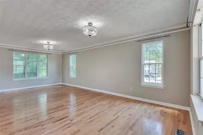 11105 Abbotts Station Drive, Duluth, GA 30097 - Photo 10