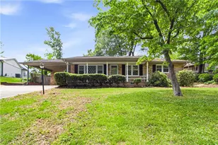 2795 Cottonwood Dr, Marietta, GA 30066 - Photo 1