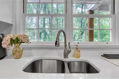 716 Burke Road NE, Atlanta, GA 30305 - Photo 14