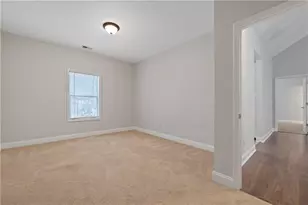 157 Oakwood Dr NW, Milledgeville, GA 31061 - Photo 16