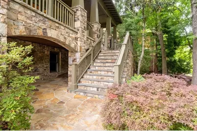 1370 Rock Springs Circle NE, Atlanta, GA 30306 - Photo 10