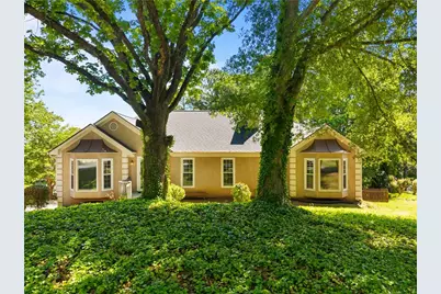 1320 Willow Tree Drive, Woodstock, GA 30188 - Photo 4