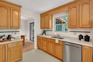 5457 Conway Dr, Marietta, GA 30068 - Photo 12