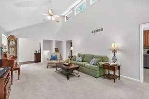 5457 Conway Dr, Marietta, GA 30068 - Photo 8
