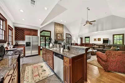 3650 Dumbarton Road NW, Atlanta, GA 30327 - Photo 40