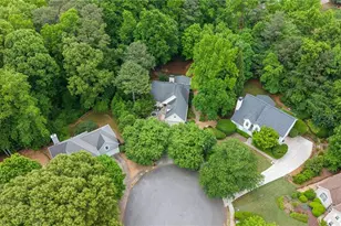 2891 Wynfair Dr, Marietta, GA 30062 - Photo 4