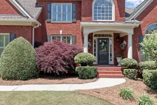 1345 Chattahoochee Run Dr, Suwanee, GA 30024 - Photo 4