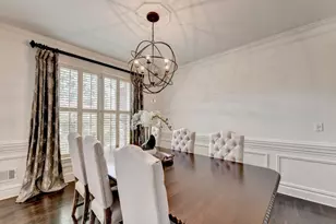 1345 Chattahoochee Run Dr, Suwanee, GA 30024 - Photo 10
