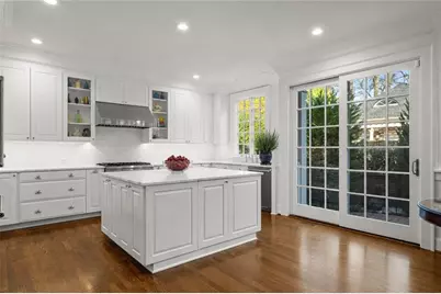 1105 Lullwater Road, Atlanta, GA 30307 - Photo 10