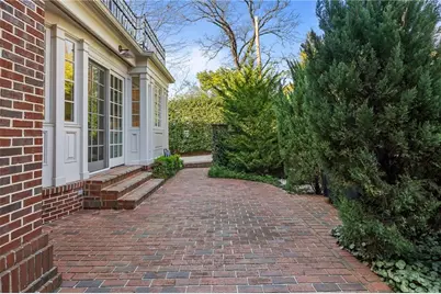 1105 Lullwater Road, Atlanta, GA 30307 - Photo 22