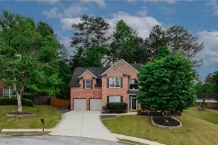 1425 Bridle Path Dr, Lawrenceville, GA 30045 - Photo 2