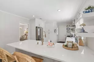 555 High Brook Dr, Sandy Springs, GA 30342 - Photo 18