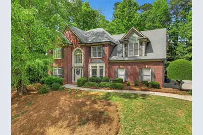 2015 Barrett Drive, Cumming, GA 30040 - Photo 2