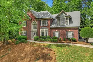 2015 Barrett Dr, Cumming, GA 30040 - Photo 2