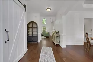2015 Barrett Dr, Cumming, GA 30040 - Photo 4