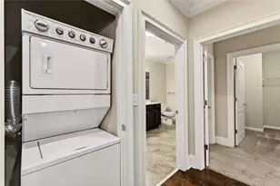 2300 Peachford Rd, Dunwoody, GA 30338 - Photo 18