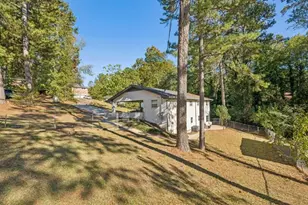2432 Kelly Lake Dr, Decatur, GA 30032 - Photo 8