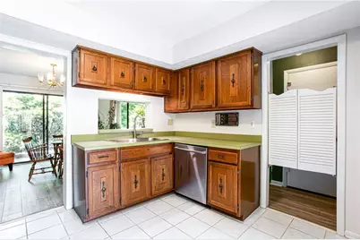 2684 Meadowlawn Drive SE, Marietta, GA 30067 - Photo 12