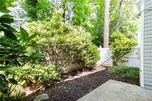 2684 Meadowlawn Dr SE, Marietta, GA 30067 - Photo 16