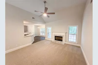 125 Farr Lake Drive, Tyrone, GA 30290 - Photo 4