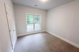 125 Farr Lake Dr, Tyrone, GA 30290 - Photo 10