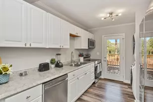 1917 Spring Ave, Atlanta, GA 30344 - Photo 8